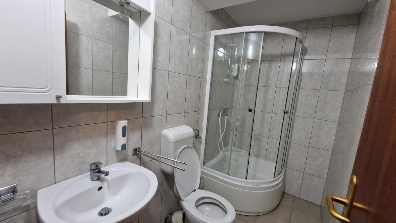 Rooms Vinko, Medugorje ภายนอก รูปภาพ
