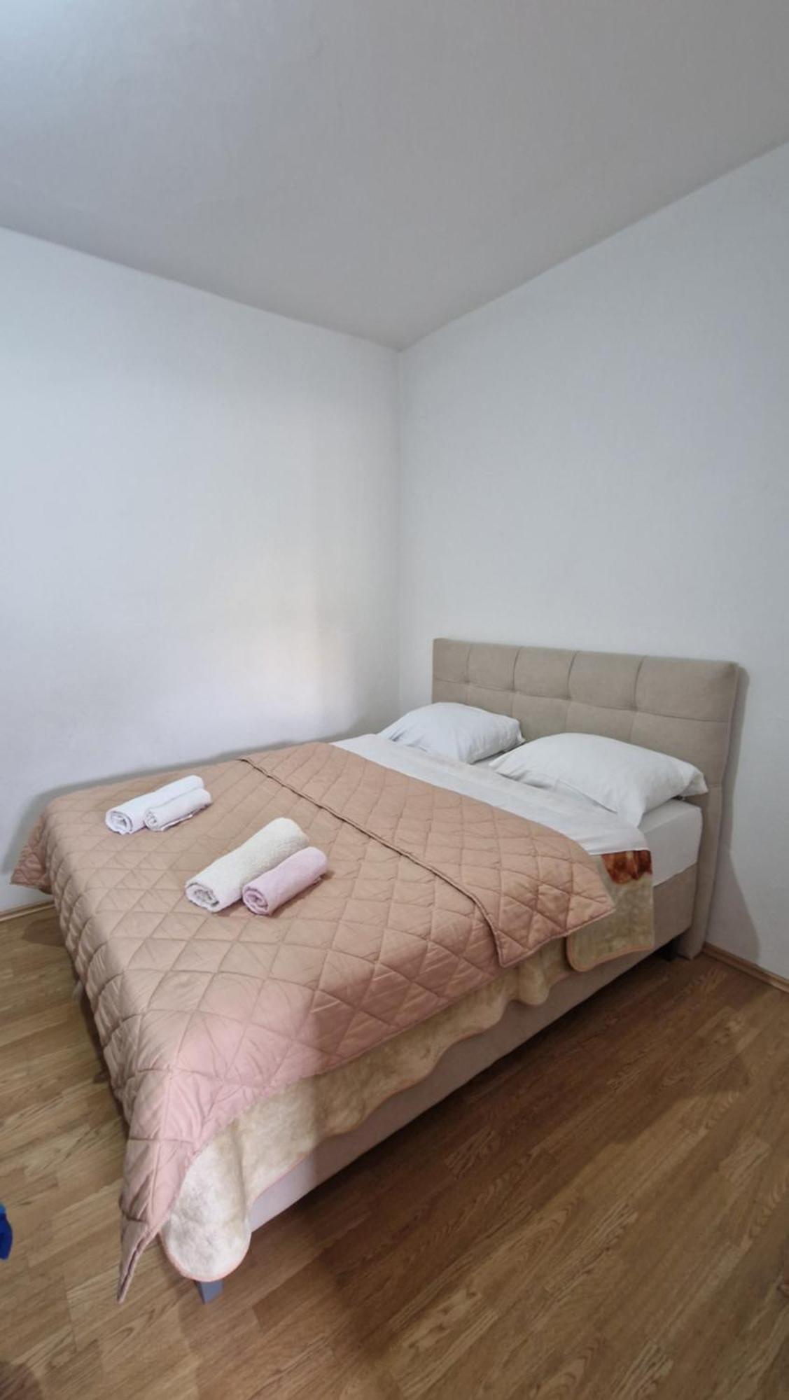 Rooms Vinko, Medugorje ภายนอก รูปภาพ